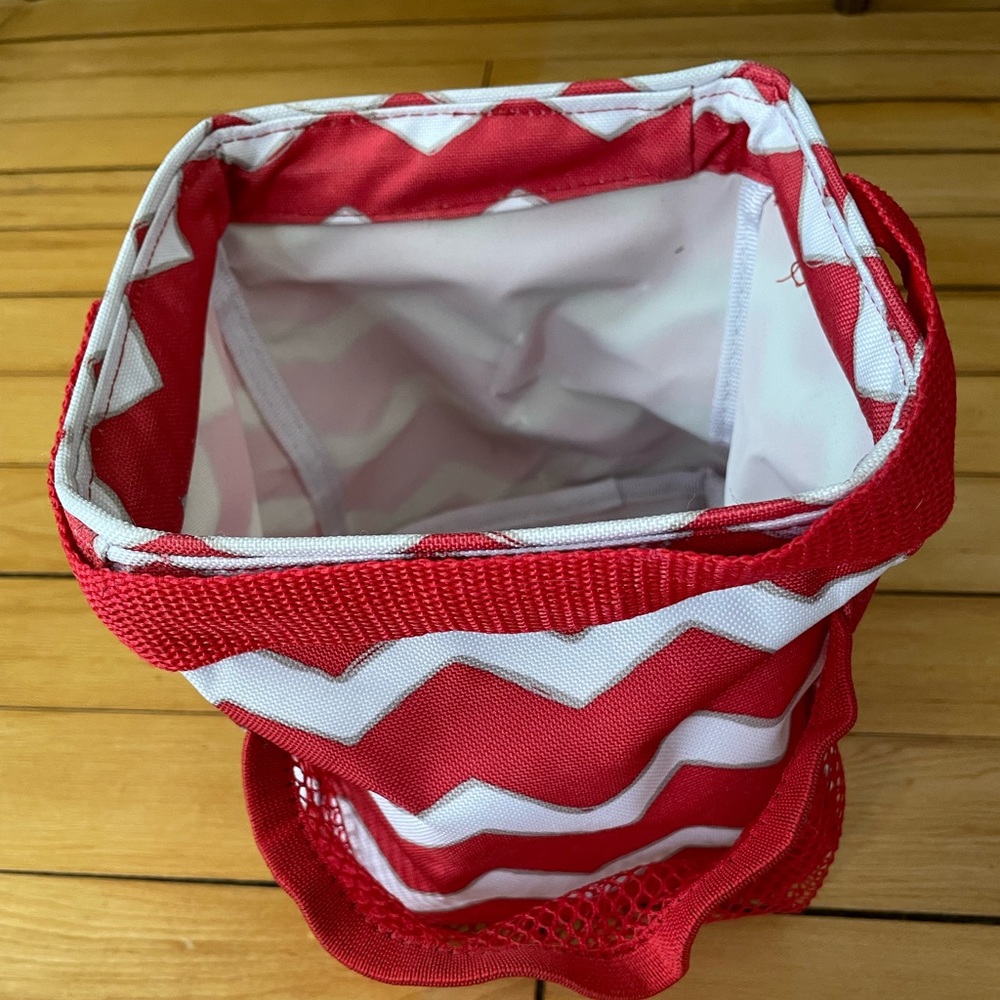 RED & WHITE CHEVRON CARRY ALL CADDY BY THIRTY-ONE